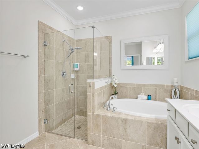 4383 Bismark WAY, Naples, FL 34119