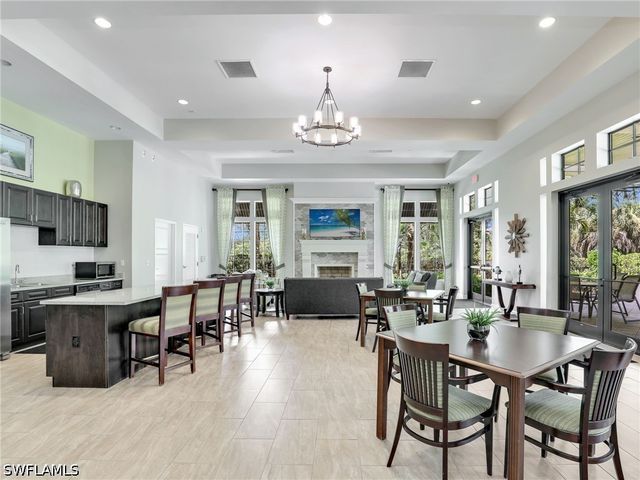 4383 Bismark WAY, Naples, FL 34119