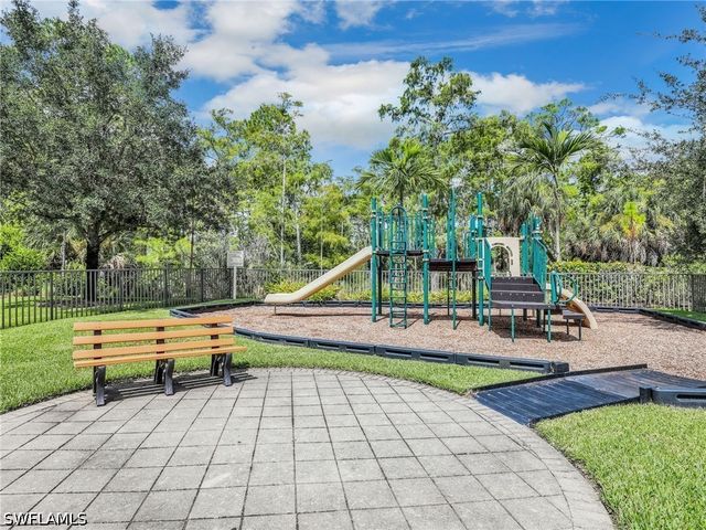 4383 Bismark WAY, Naples, FL 34119