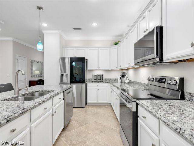 4383 Bismark WAY, Naples, FL 34119