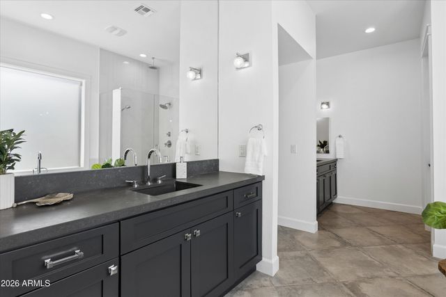4432 N 38TH Street, Phoenix, AZ 85018