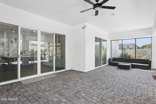 4432 N 38TH Street, Phoenix, AZ 85018