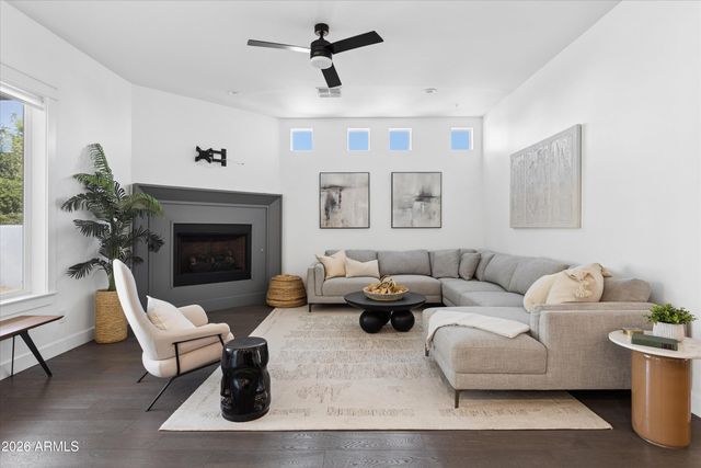 4432 N 38TH Street, Phoenix, AZ 85018