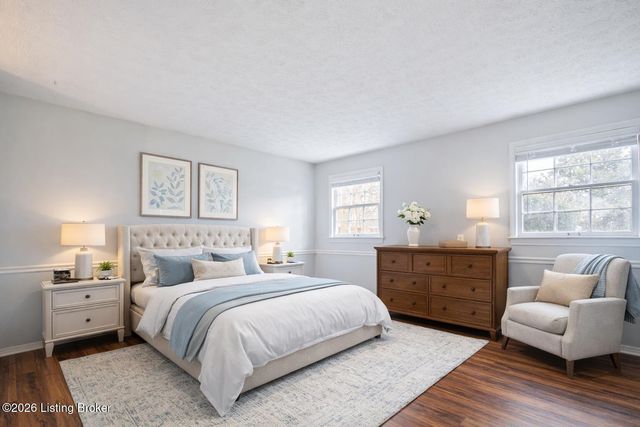 1008 Lake Way, Louisville, KY 40222