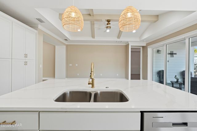 8424 Landshark Boulevard, Panama City Beach, FL 32413