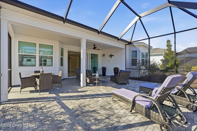 8424 Landshark Boulevard, Panama City Beach, FL 32413