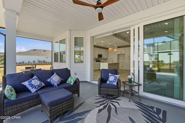 8424 Landshark Boulevard, Panama City Beach, FL 32413