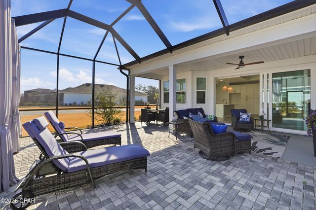 8424 Landshark Boulevard, Panama City Beach, FL 32413