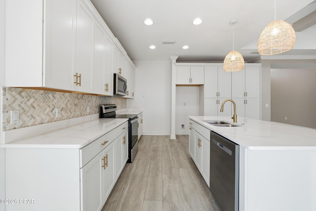 Image 11 of property listing at 8424 Landshark Boulevard, Panama City Beach, FL 32413