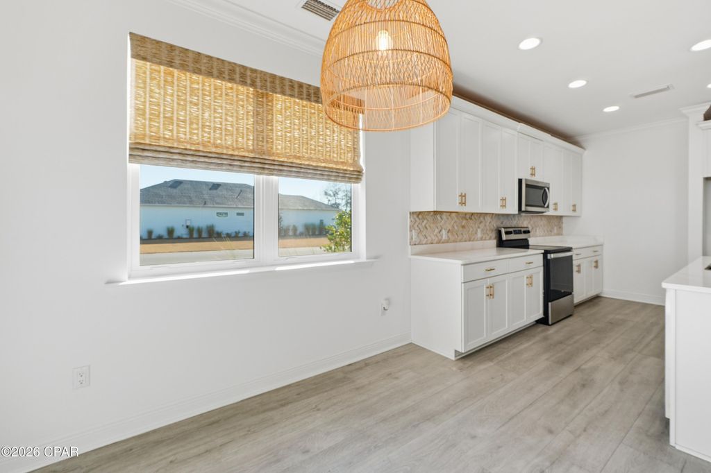 Image 14 of property listing at 8424 Landshark Boulevard, Panama City Beach, FL 32413