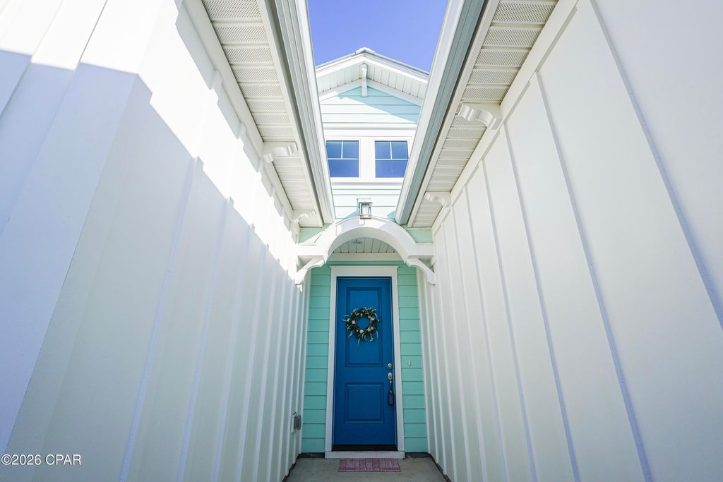 Image 5 of property listing at 8424 Landshark Boulevard, Panama City Beach, FL 32413