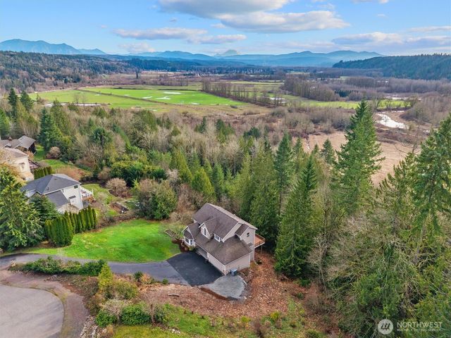 9329 318th Place NE, Carnation, WA 98014