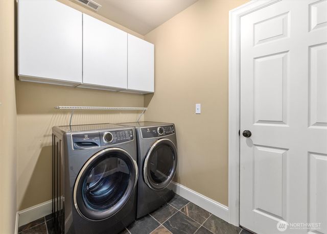 9329 318th Place NE, Carnation, WA 98014