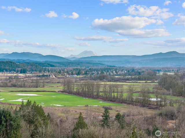 9329 318th Place NE, Carnation, WA 98014