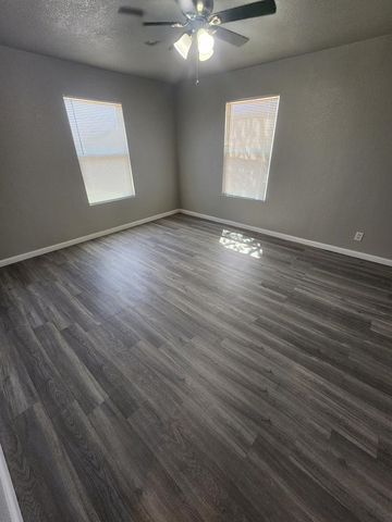 205 Waverly Ave, Midland, TX 79703