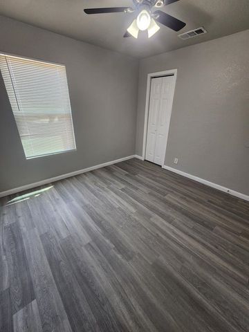 205 Waverly Ave, Midland, TX 79703