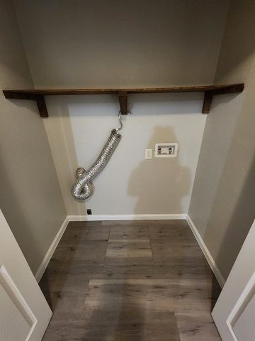 205 Waverly Ave, Midland, TX 79703