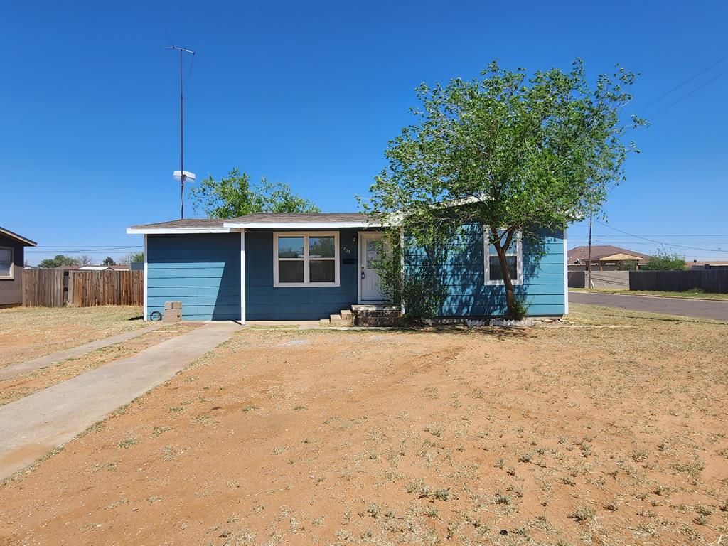 205 Waverly Ave, Midland, TX 79703