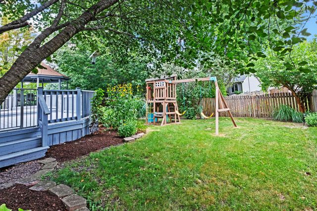 912 Matthew Court, Naperville, IL 60540