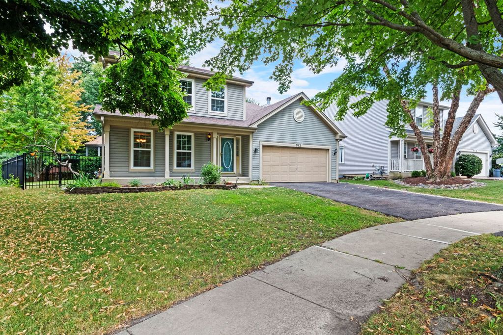 912 Matthew Court, Naperville, IL 60540