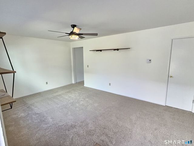 61 Dover Court B, Branford, CT 06405