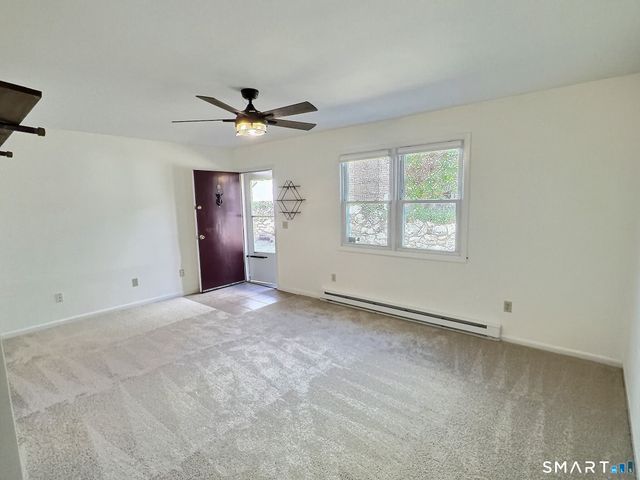 61 Dover Court B, Branford, CT 06405