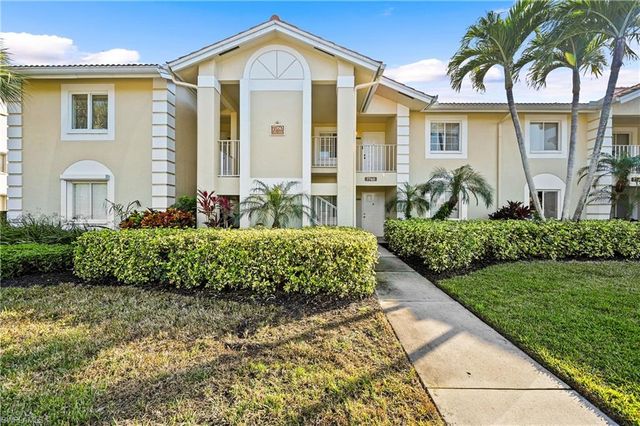 7760 Emerald CIR S202, Naples, FL 34109