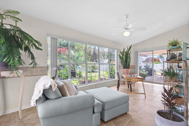 1626 Wood Thrush Dr., Murrells Inlet, SC 29576