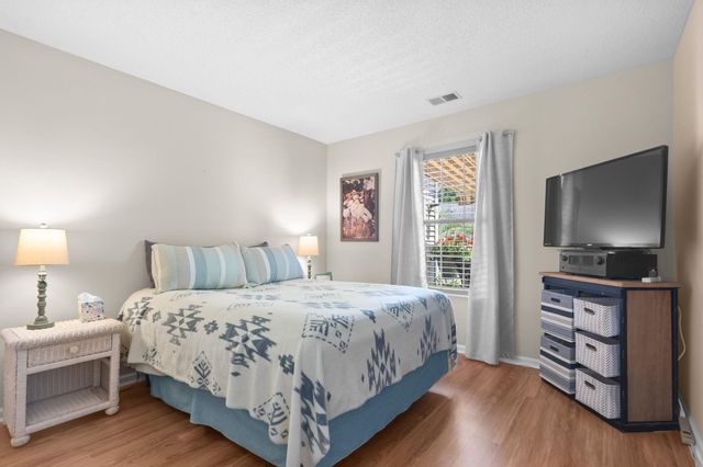 1626 Wood Thrush Dr., Murrells Inlet, SC 29576