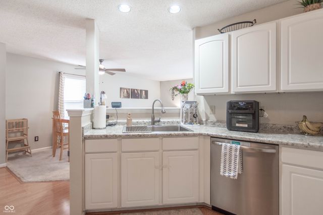 5977 Claymont Boulevard, Plainfield, IN 46168