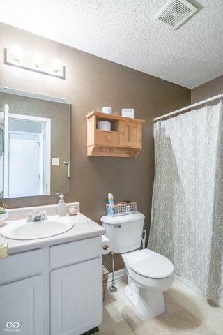 5977 Claymont Boulevard, Plainfield, IN 46168