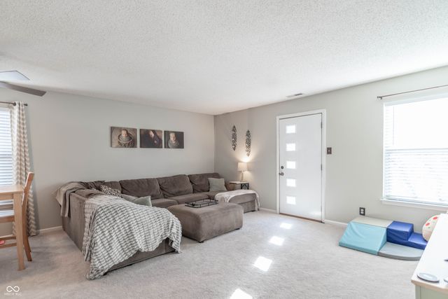 5977 Claymont Boulevard, Plainfield, IN 46168