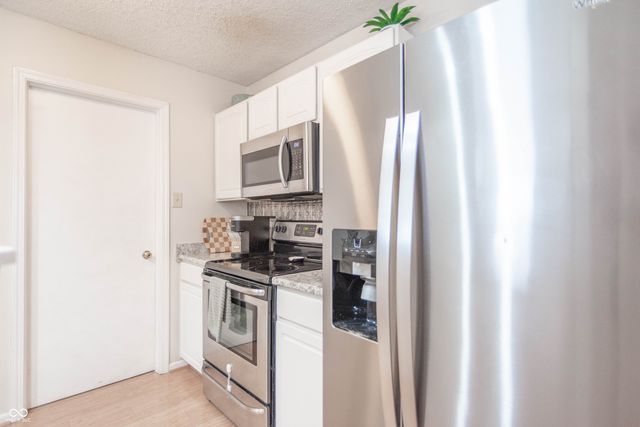 5977 Claymont Boulevard, Plainfield, IN 46168