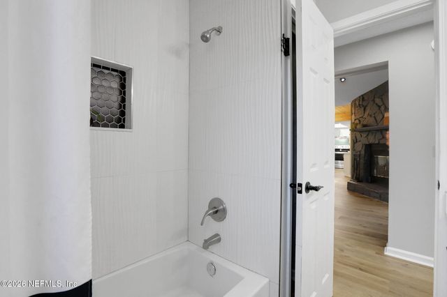 3730 SPRING LAKE Road, Jacksonville, FL 32210