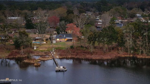 3730 SPRING LAKE Road, Jacksonville, FL 32210