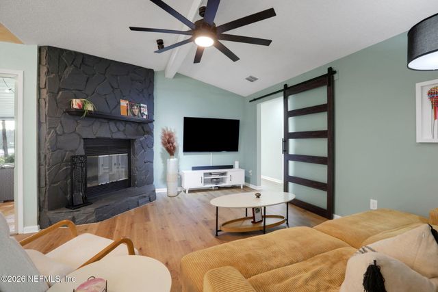 3730 SPRING LAKE Road, Jacksonville, FL 32210