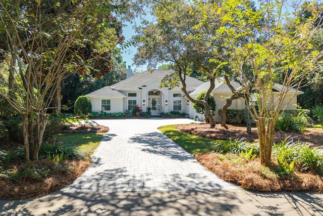 228 Matties Way, Destin, FL 32541