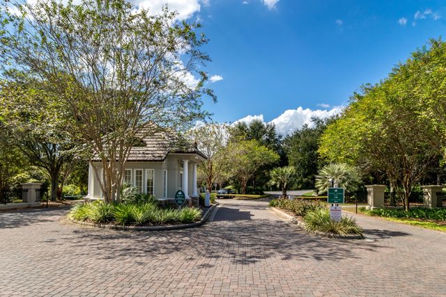 228 Matties Way, Destin, FL 32541