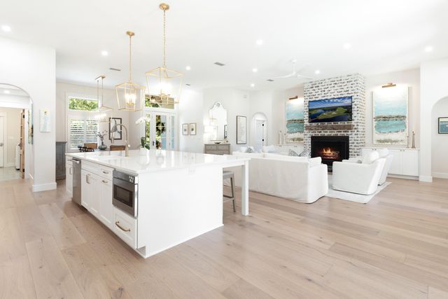 228 Matties Way, Destin, FL 32541