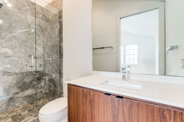 8635 Daytonia Avenue, Dallas, TX 75218