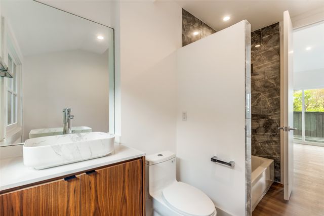 8635 Daytonia Avenue, Dallas, TX 75218