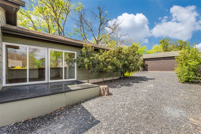 8635 Daytonia Avenue, Dallas, TX 75218