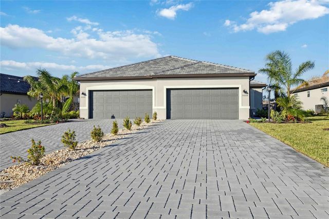 5532 SAPPHIRE STONE COVE, Bradenton, FL 34211