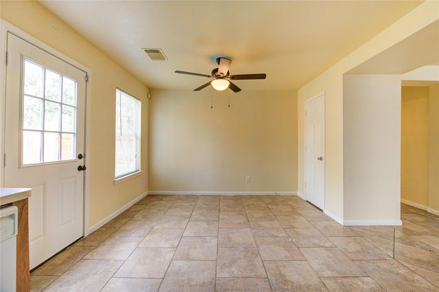 6422 Mildenhall Court, Houston, TX 77084