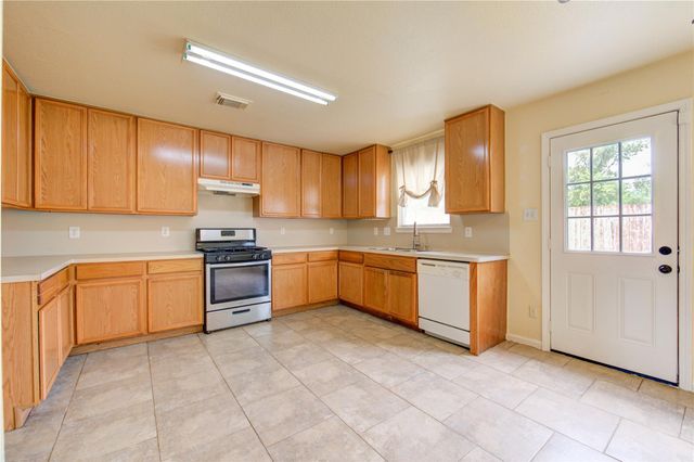 6422 Mildenhall Court, Houston, TX 77084