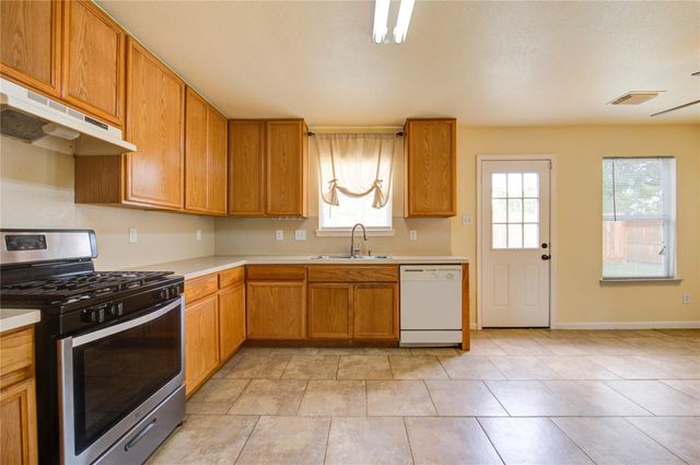 6422 Mildenhall Court, Houston, TX 77084