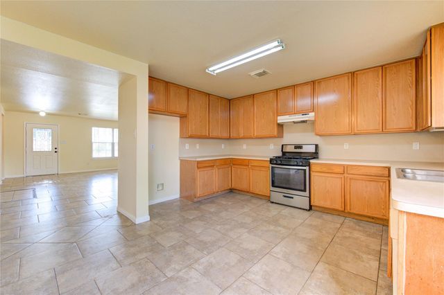 6422 Mildenhall Court, Houston, TX 77084