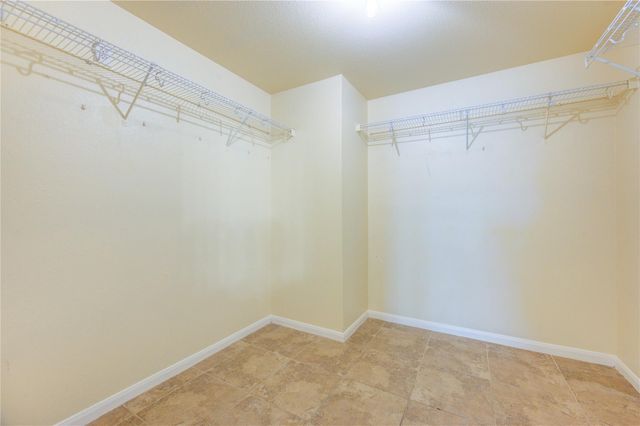 6422 Mildenhall Court, Houston, TX 77084