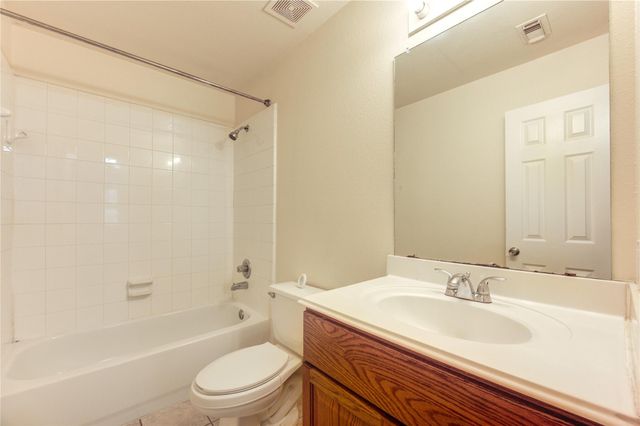 6422 Mildenhall Court, Houston, TX 77084