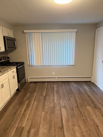 243-249 Park St 23, North Attleboro, MA 02760